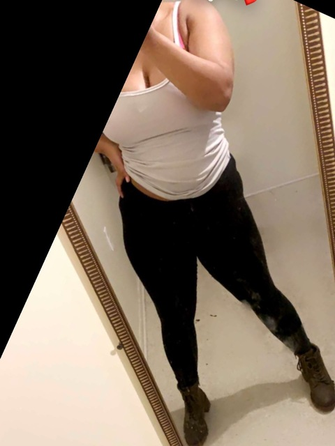 alexislane21 onlyfans leaked picture 2