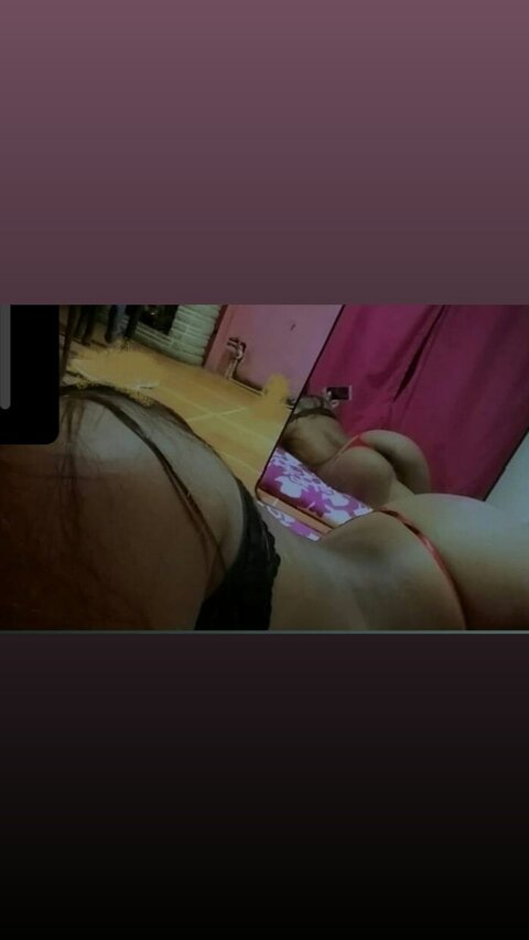 bethlopezz01 onlyfans leaked picture 2