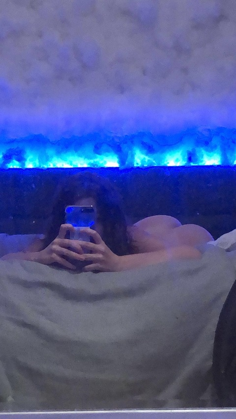 cometakeabite onlyfans leaked picture 2