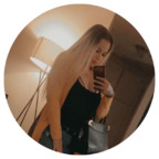 Onlyfans leaks cryyystal_nicole 

 profile picture