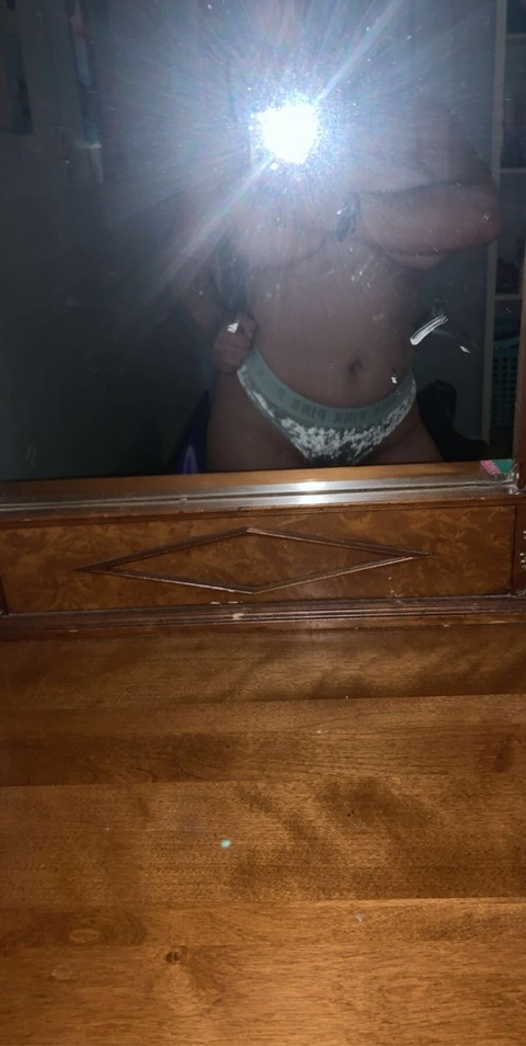 linabaeby20 onlyfans leaked picture 2