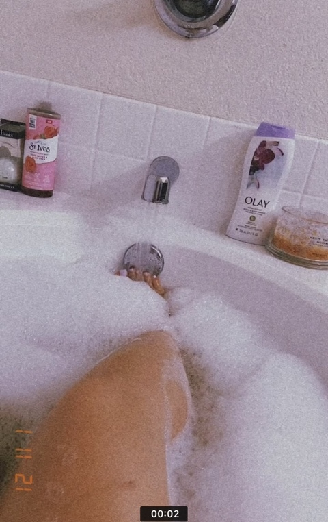 lindxx onlyfans leaked picture 2