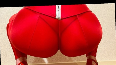 Header of miss_leggings_shiny