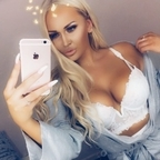 View missbellesummers (BelleSummers) OnlyFans 49 Photos and 103 Videos leaked 

 profile picture