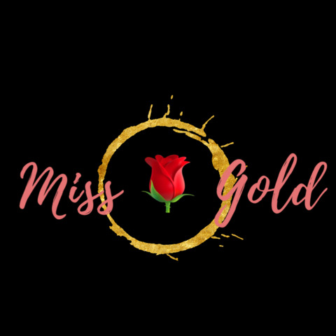 Header of missrosegold