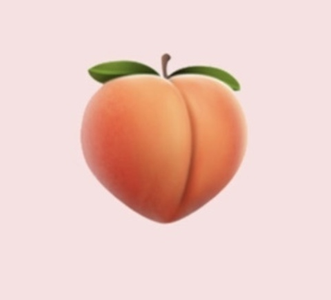 Header of peachqueenn