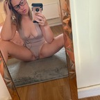 View sarahc2410 (Sarah) OnlyFans 89 Photos and 32 Videos for free 

 profile picture