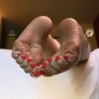 View sexitoes1 (Sexitoes1 ♡ Wrinkled soles 👑) OnlyFans 653 Photos and 211 Videos for free 

 profile picture