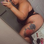 thickassyella_ onlyfans leaked picture 1