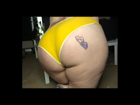 thickgodess94 onlyfans leaked picture 2