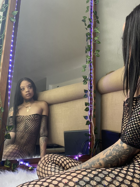 Header of tiffanylannette