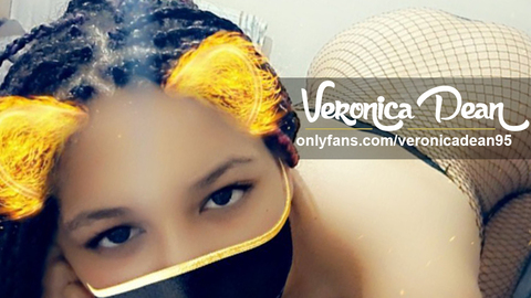 Header of veronicadean95